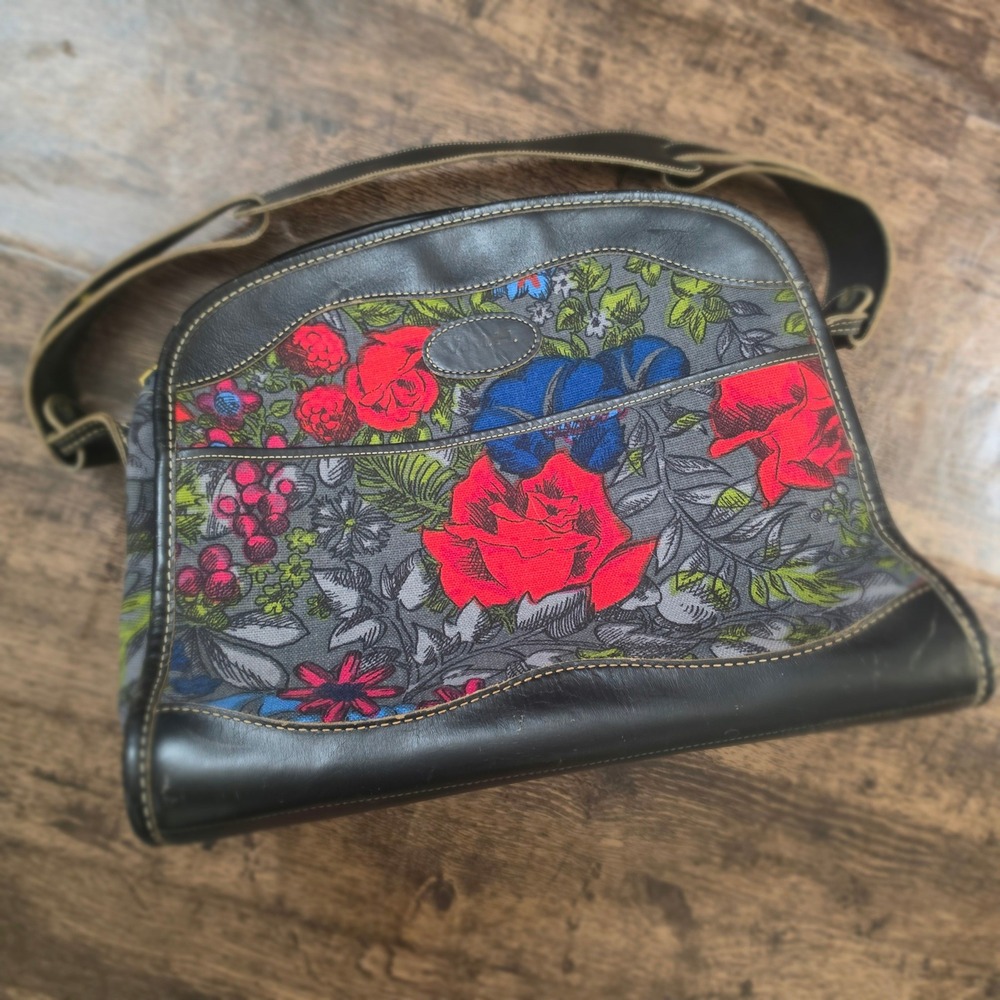 FRENCH LUGGAGE CO Shoulder Bag Womens Medium Black Floral Tapestry Vintage Rose